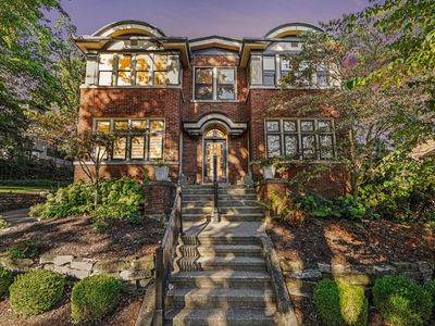 17 Union Ave SE #2S