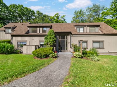 593 Heritage Village #D