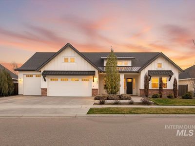 1854 N Tullshire Way