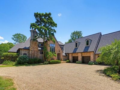 135 W Hines Hill Rd