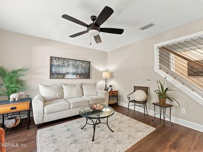 1615 VINELAND Circle #B