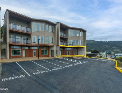 470 Highway 101 N #201