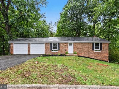 73 Sharon Rd