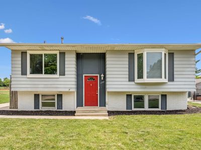 1137 Fleur Dr