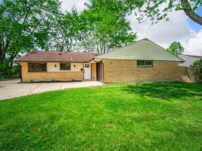 6119 Rosebury Dr