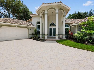 7008 NW 66th Terrace