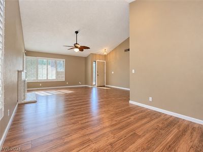 6672 Peachtree Ln