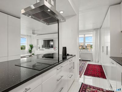 2625 Park Avenue #11N