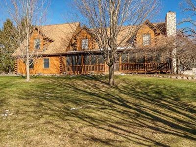 7334 Hawthorne Rdg