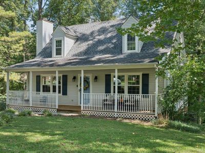 211 Regal Oaks Way