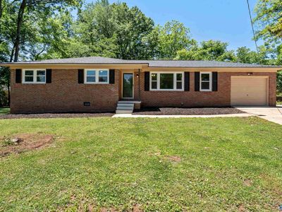 3411 Euclid Cir NW