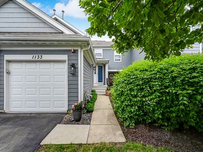 Property at 1133 Bristol Ct #1133, Glendale Heights, IL