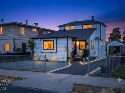 2231 Warner Ave