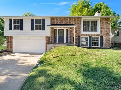 392 Genoa Dr