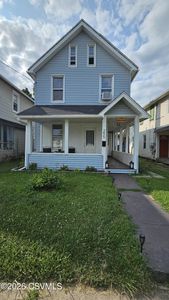 255 E 6th St