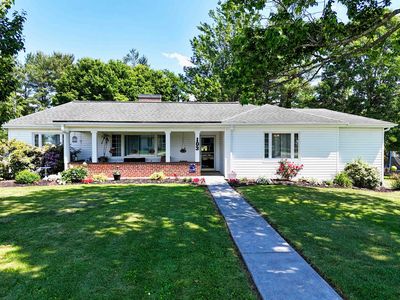 103 Ellett Dr SE