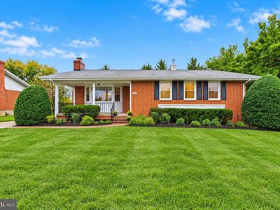220 Chantrey Rd