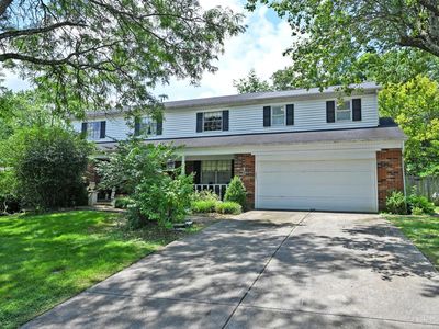 741 Woodfield Dr