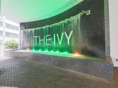 90 SW 3rd St APT 3002
