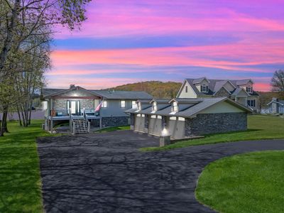 14011 Treasure Lake Rd