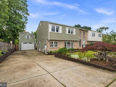 1071 Kings Rd