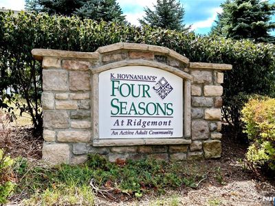 602 Four Seasons Ln