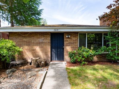 13049 35th Avenue NE