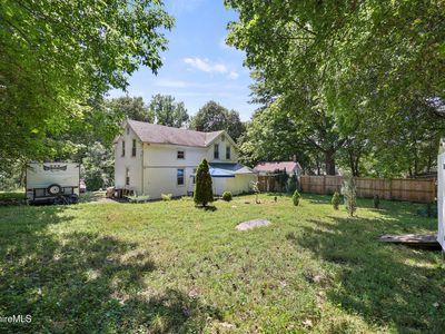 45 River St