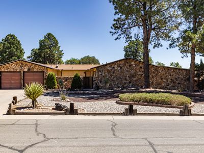 4912 Simon Dr NW
