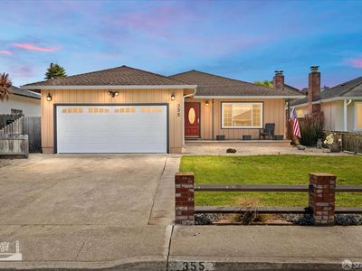 355 Grand Blvd