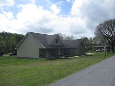 20 Brentwood Dr