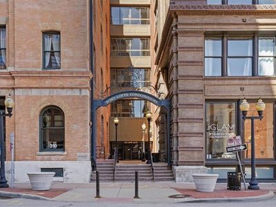 308 W 8th St APT 712