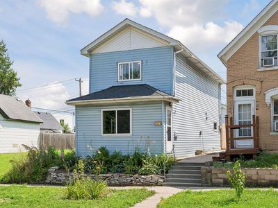 536 Sherburne Ave