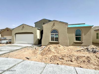 3800 Portrait St