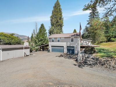216 Terrace Dr