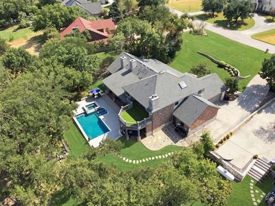 1537 Brook Ln