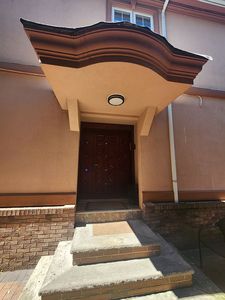 625 Ditmas Ave