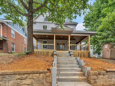 1205 Campbell Ave SW