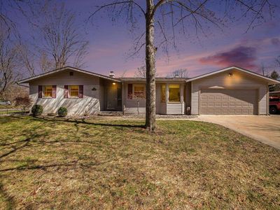 3710 Moorland Dr