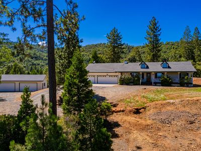 53235 Finegold Creek Ct