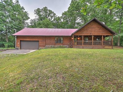 622 Shoals Ln