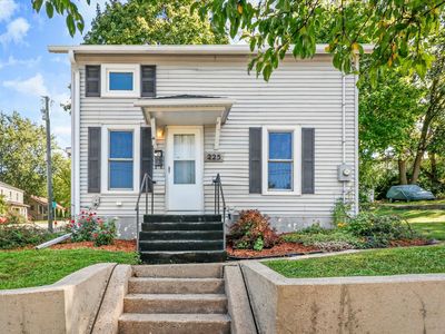 225 Hillside Ave