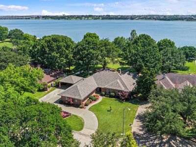 14 Victoria Dr