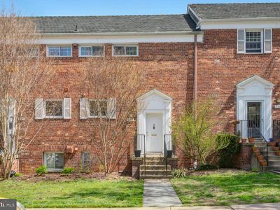 3707 Holmes Ln