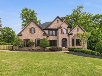 215 Lynwood Ct