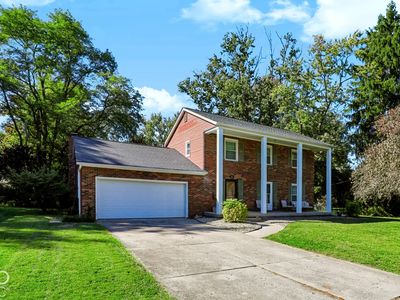 703 Pershing Dr
