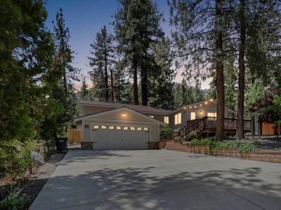 1713 Twin Lakes Rd