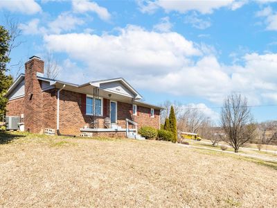 8385 State Highway 185