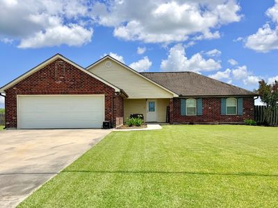 Property at 221 Foxglove Dr, Patterson, LA
