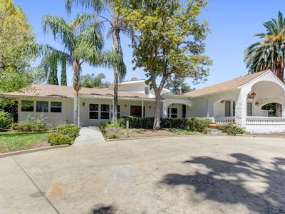 3303 Pope Ave